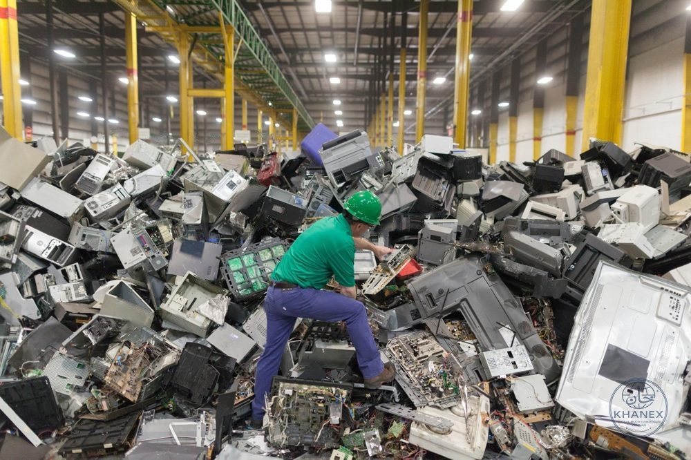 Mixed e-waste