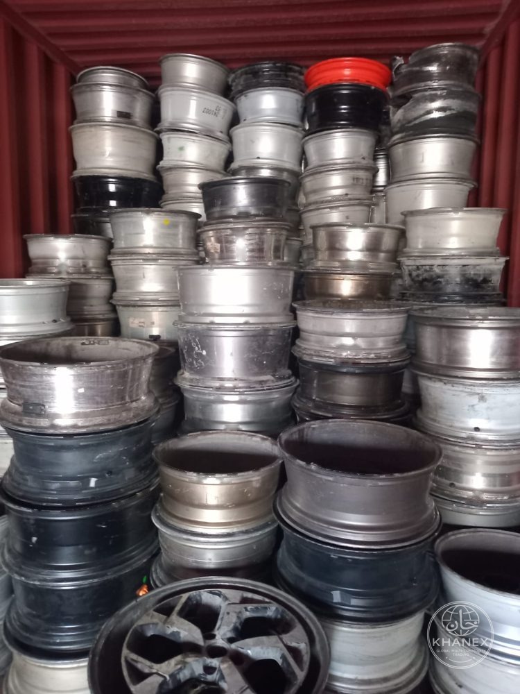 Aluminium wheel scrap